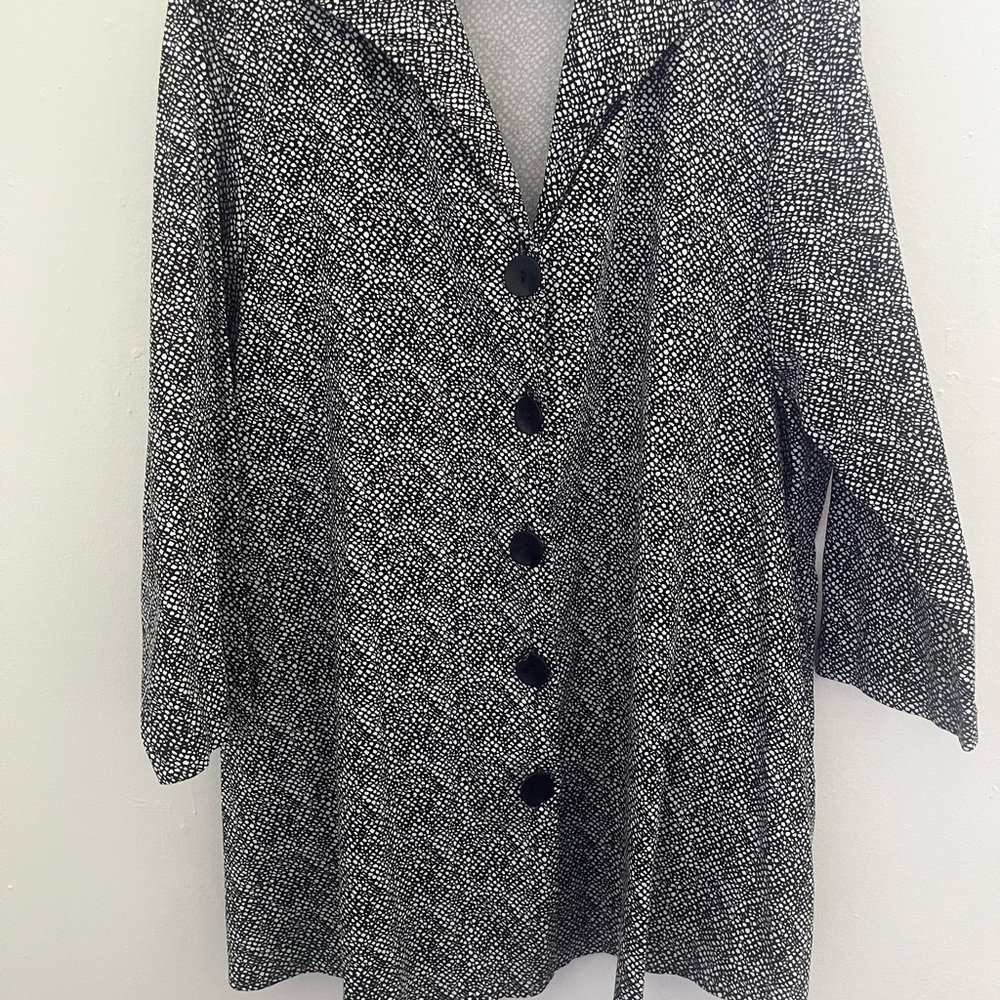 Chic Black And White Button-Up Coat - image 1